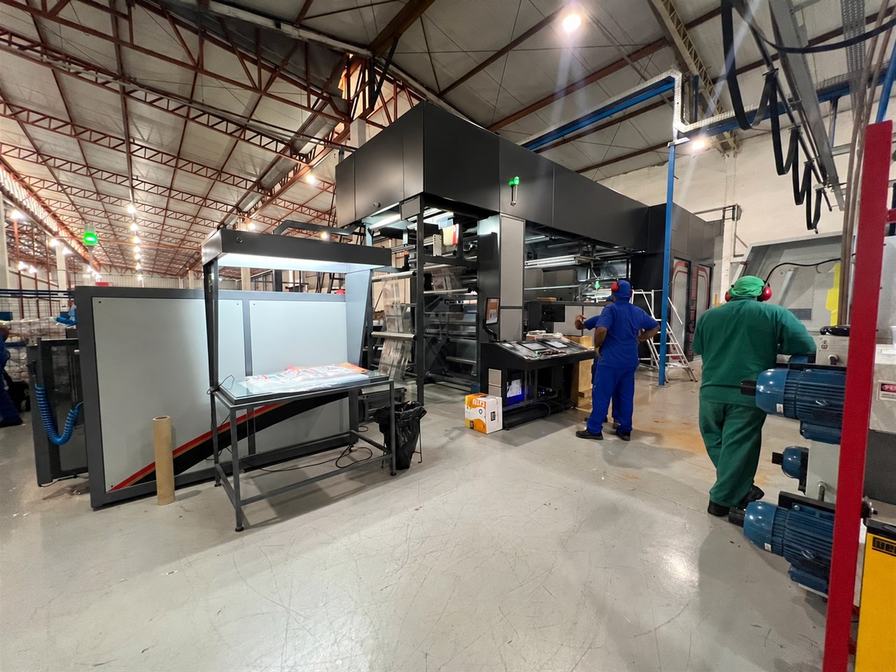 Equipamento de impressão e área de operação da fábrica